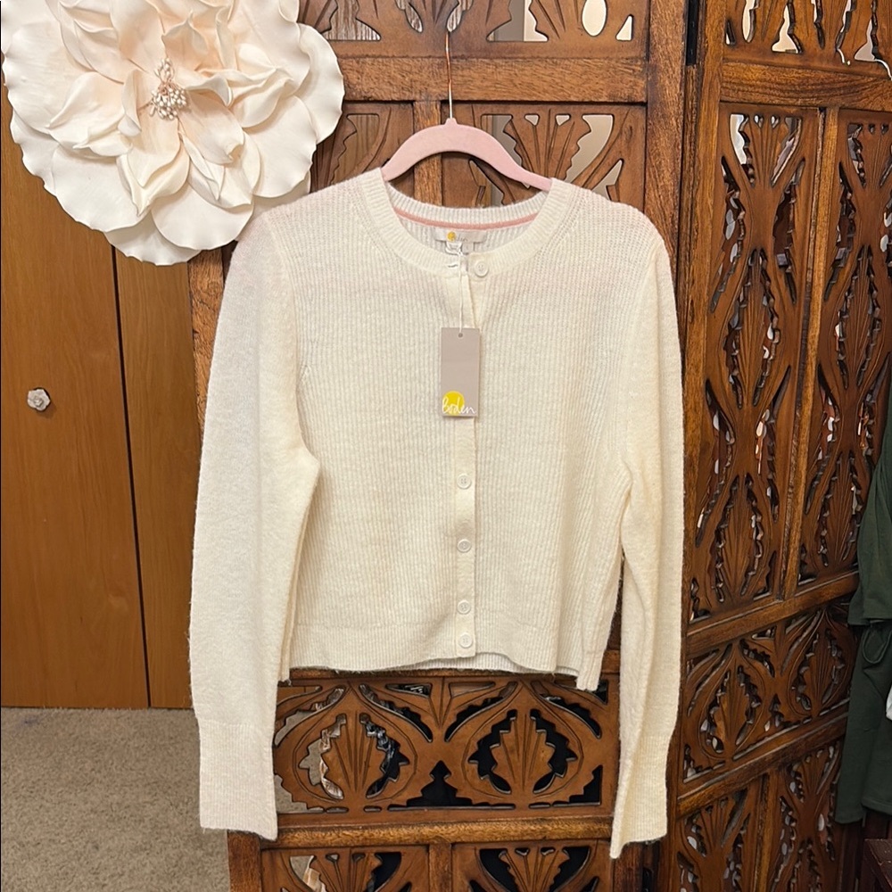 Boden Cream Button-Front Crewneck Cardigan